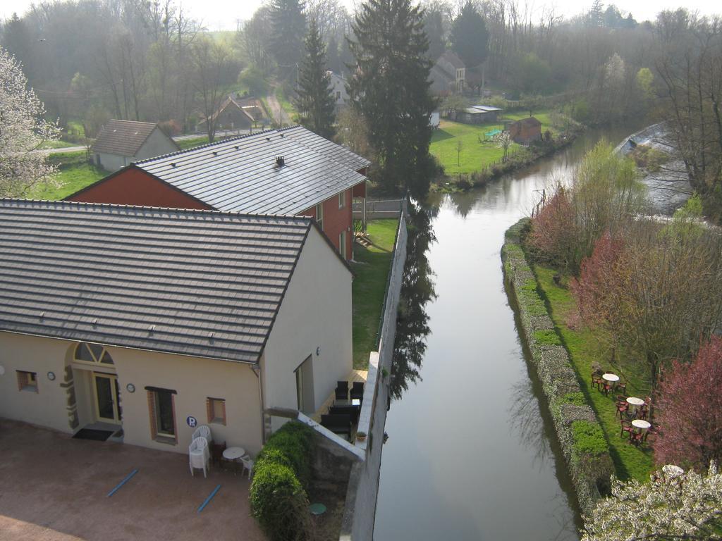 Auberge Du Moulin Marin Lapalisse Exteriér fotografie